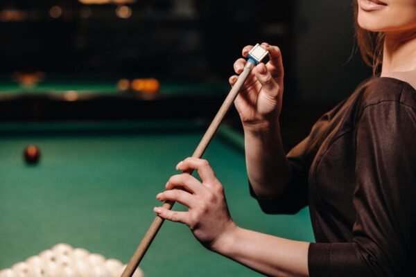 how pool cue tips