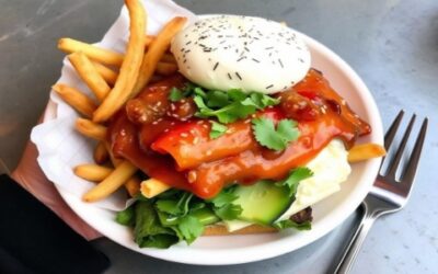 Iconic Food Boston is Known For Boston has an entire history, from the Freedom Trail to Fenway Park. But for food lovers like you and me? It's a culinary destination you don’t want to miss. Boston’s food scene celebrates its rich history while mixing in contemporary trends—every dish seems to tell a story. And trust me, it’s worth grabbing a fork to hear it.