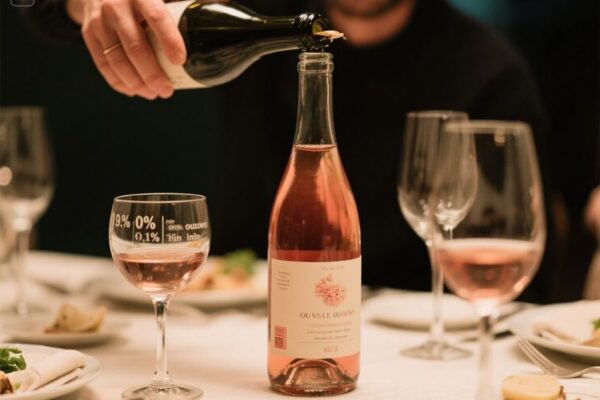 How Many Ounces Are in a Bottle of Wine? Your Complete Guide how many oz are in a bottle of wine