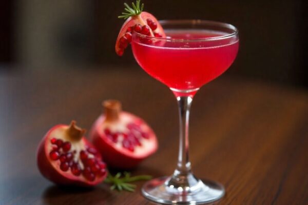 Make Ruth’s Chris Pomegranate Martini at Home (Easy Recipe) ruth chris pomegranate martini recipe