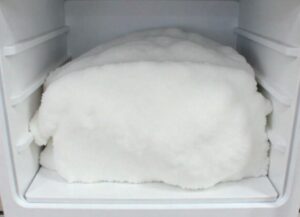 how long does dry ice last in a freezer