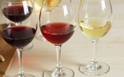 how many calories in a glass of white wine